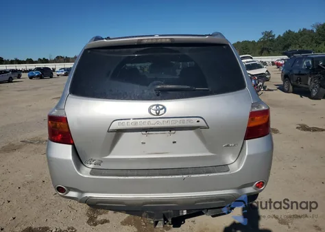 2010 Toyota Highlander Limited z USA, uszkodzony, nr VIN 5TDDK3EH2AS021197